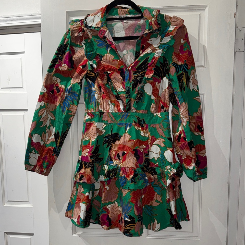 WALTER BAKER
Ginette Floral Tiered Mini Shift Dress